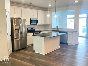 4962 David Cox Rd in Charlotte, NC - Building Photo - Building Photo