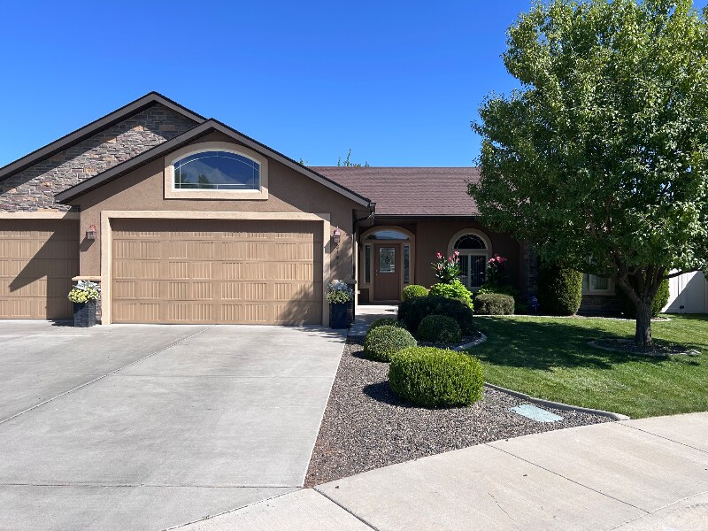 2151 Concordia Way in Twin Falls, ID - Building Photo