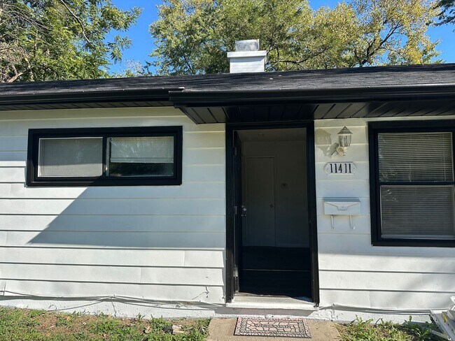 11411 Delmar Cir in Kansas City, MO - Building Photo - Building Photo