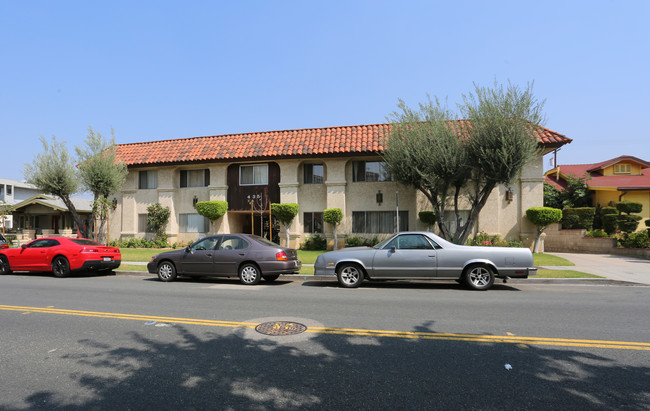 435 W Wilson Ave in Glendale, CA - Building Photo - Building Photo