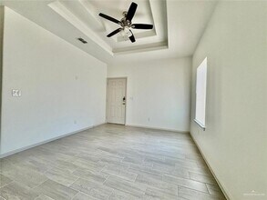 7702 N 58th Ln, Unit 3 in Mission, TX - Building Photo - Building Photo