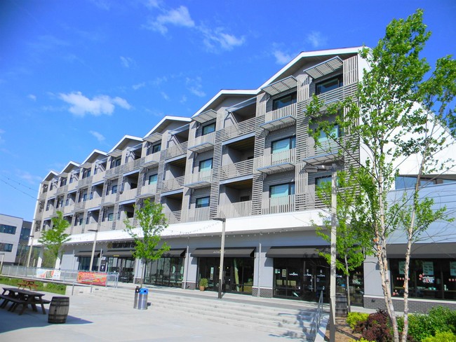 Farmers Park in Springfield, MO - Foto de edificio - Building Photo