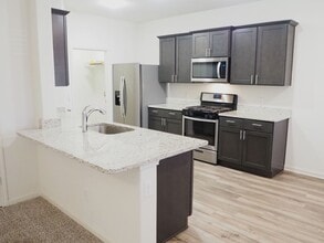 13832 Musselshell Dr in Ponder, TX - Building Photo - Building Photo