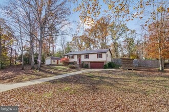 22397 Armstrong Dr in Leonardtown, MD - Building Photo - Building Photo