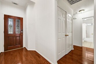 1319 Bayport Ln in League City, TX - Building Photo - Building Photo