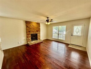 5217 S 62nd St in Rogers, AR - Building Photo - Building Photo
