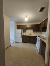 10327-10107 107 Ave in Grande Prairie, AB - Building Photo - Building Photo