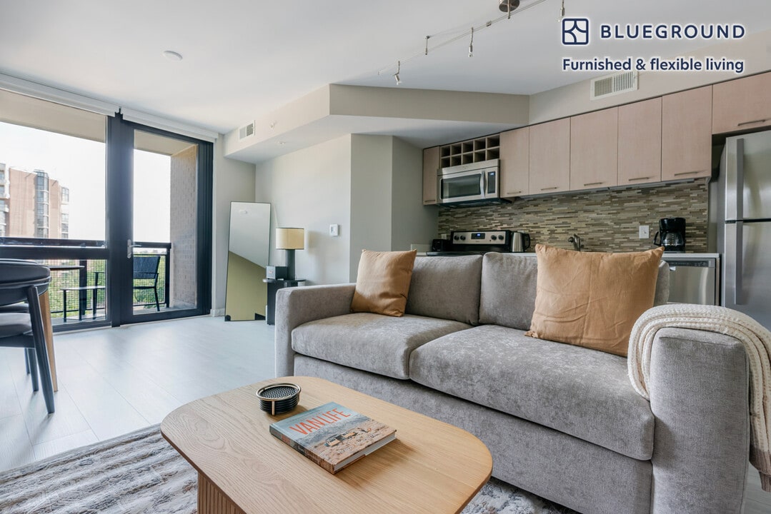 1510 Clarendon Blvd in Arlington, VA - Foto de edificio