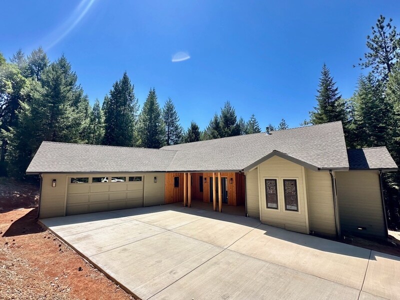 10416 Harmony Ridge Rd in Nevada City, CA - Building Photo