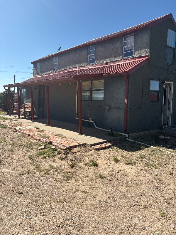 property at 585 S Roosevelt Rd U