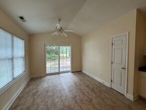 113 Red Bird Ln in Hampstead, NC - Building Photo - Building Photo