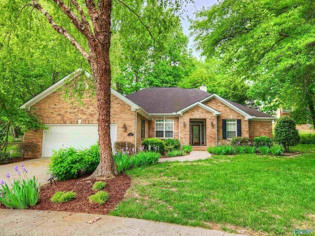 93 Fernbrook Ct in Madison, AL - Building Photo - Building Photo