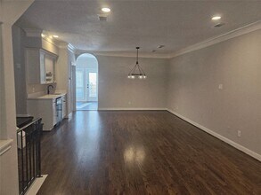 1321 Woodhead St in Houston, TX - Building Photo - Building Photo