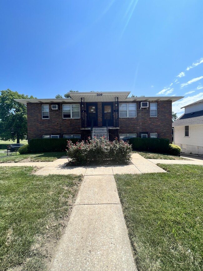 709 N Noland Rd Rentals in Independence, MO