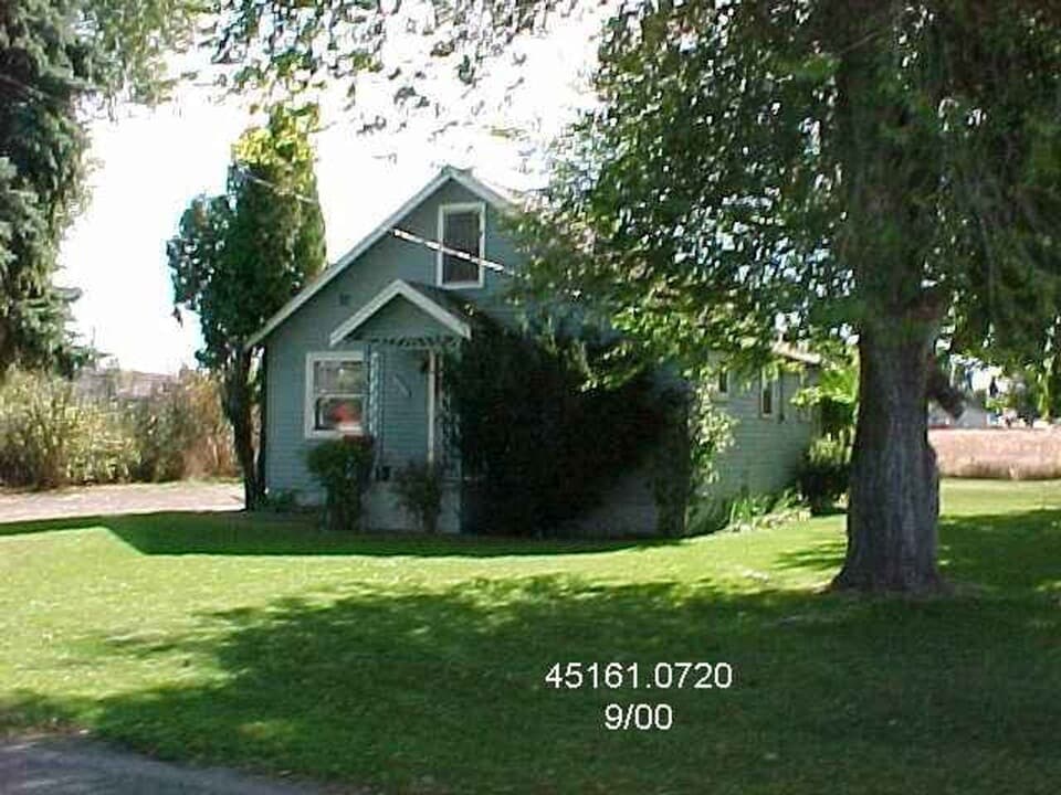 12208 E Boone Ave in Spokane Valley, WA - Building Photo