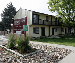 Dawson Square Apartments in Denver, CO - Foto de edificio - Building Photo