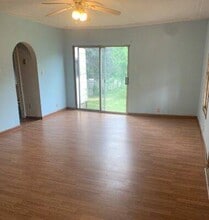 1355 Beeson St NE in Alliance, OH - Building Photo - Building Photo