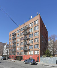 233 Jamaica Ave in Brooklyn, NY - Building Photo - Building Photo