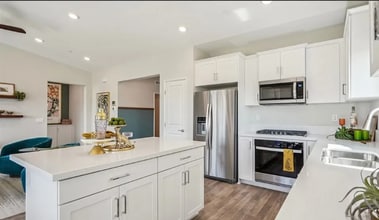 31367 Autumn Blaze Dr in Winchester, CA - Building Photo - Building Photo