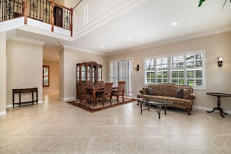 2002 Graden Dr in Palm Beach Gardens, FL - Building Photo - Building Photo