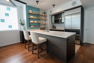 55 SE 6th St, Unit 3107 in Miami, FL - Building Photo - Building Photo