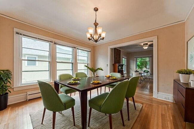 property at 1121 N Wahsatch Ave