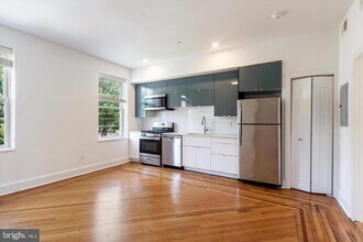 4815 Chester Ave in Philadelphia, PA - Building Photo - Building Photo