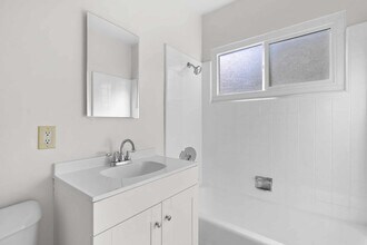 330 W Alameda in Burbank, CA - Building Photo - Building Photo