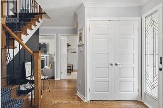 Oakridge Beauty! 3 Bdrm WHOLE Home Rent in London, ON - Building Photo - Building Photo