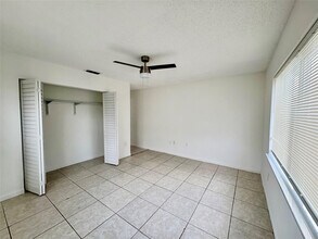 20421 NW 32 Ct in Miami Gardens, FL - Building Photo - Building Photo