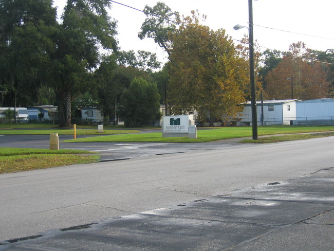 Oak Hill Mobile Home Park in Orange City, FL - Building Photo - Building Photo