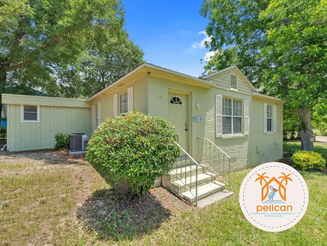 604 W Sunset Ave in Pensacola, FL - Building Photo - Building Photo