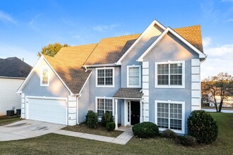 8079 Clearview Cir in Riverdale, GA - Building Photo - Building Photo