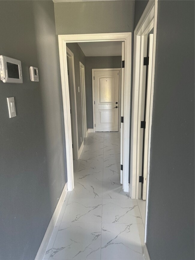 property at 1107 E 40th 1/2 St