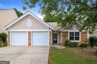 1582 Thornwick Trace in Stockbridge, GA - Building Photo