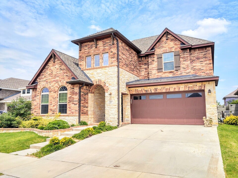 224 Lilypad Bend in Argyle, TX - Building Photo