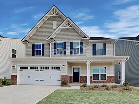 5026 Twin River Dr in Denver, NC - Building Photo