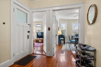 438 Washington St, Unit 1 in Boston, MA - Building Photo - Building Photo