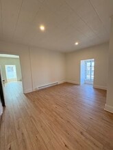 61 Forest Ave, Unit Apt 3 in Ambler, PA - Building Photo - Building Photo