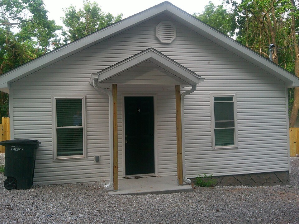 2 Smarr Ct in Columbia, MO - Building Photo