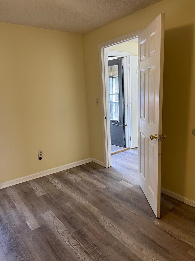 1028 Simmons Dr in Americus, GA - Building Photo - Building Photo