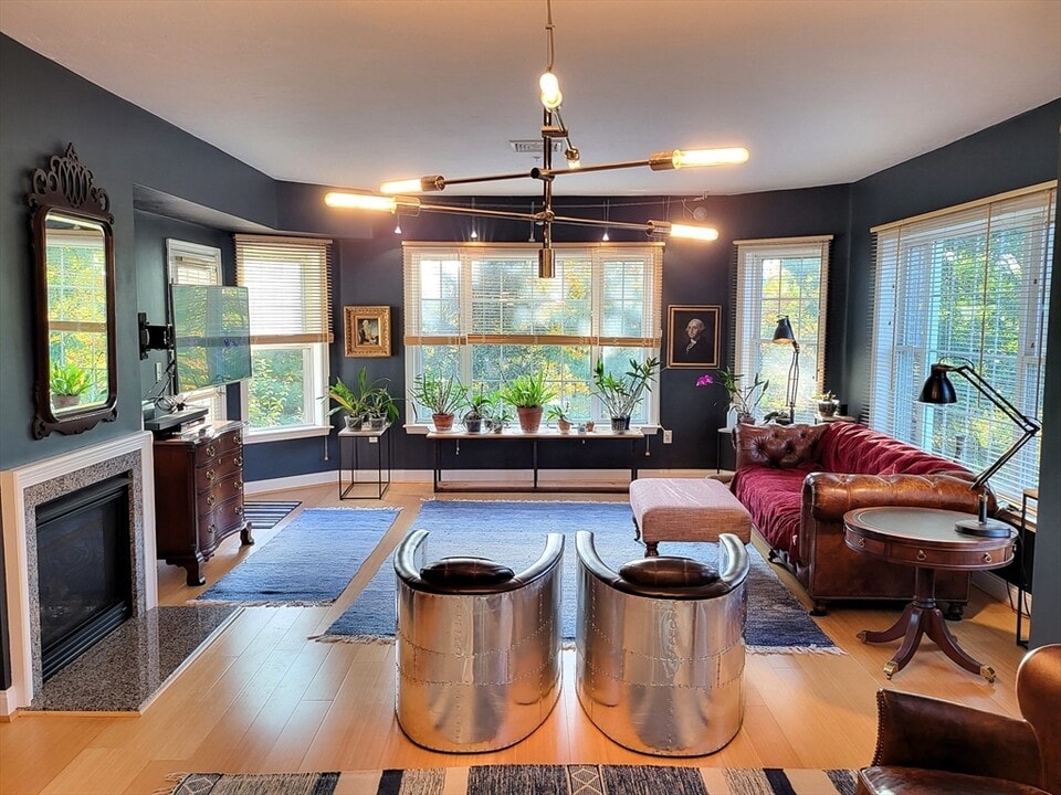 295 Salem St in Woburn, MA - Building Photo