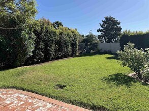 2108 Sea Village Cir in Encinitas, CA - Building Photo - Building Photo