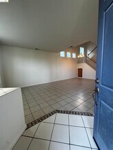 8224 Shay Cir in Stockton, CA - Building Photo - Building Photo