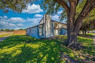 2332 Sherry St in Arlington, TX - Building Photo - Building Photo