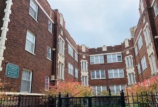 6035 N Winthrop Ave-Unit -# 1 in Chicago, IL - Foto de edificio - Building Photo