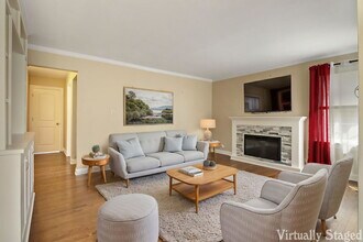 115 N Hager Ave in Barrington, IL - Building Photo - Building Photo
