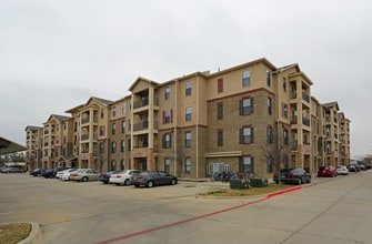 Maverick Place - Historical Access in Arlington, TX - Foto de edificio - Building Photo