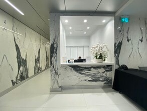 1111 Richards St in Vancouver, BC - Building Photo - Building Photo