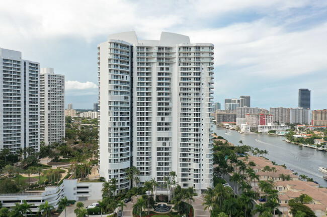 Atlantic III at the Point in Aventura, FL - Building Photo - Building Photo